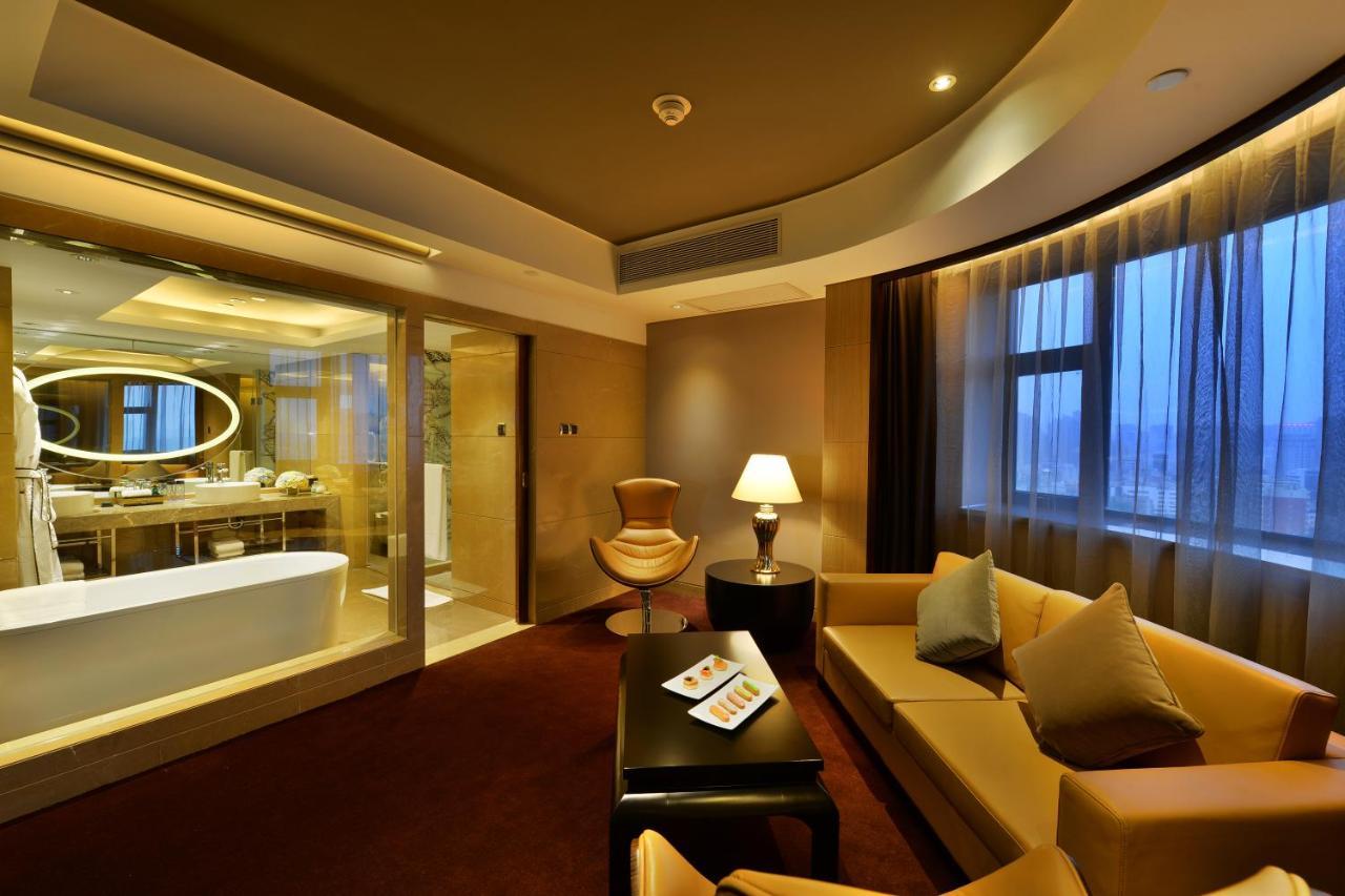 Sofitel Zhengzhou International Hotel Buitenkant foto